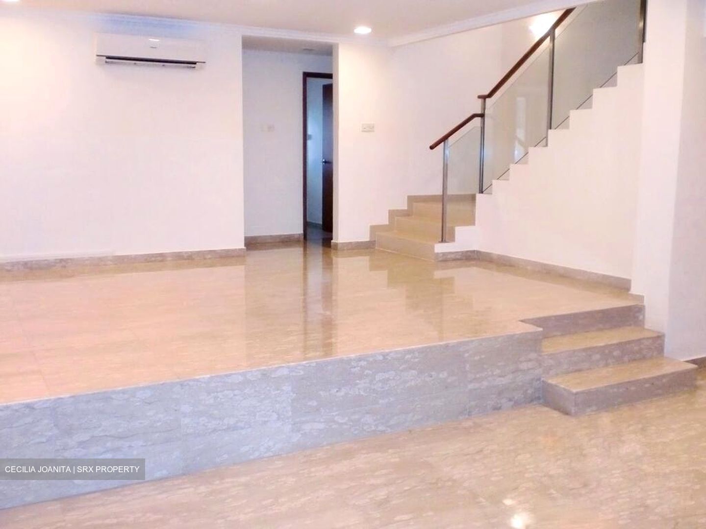 Wajek Walk (D21), Terrace #566111191
